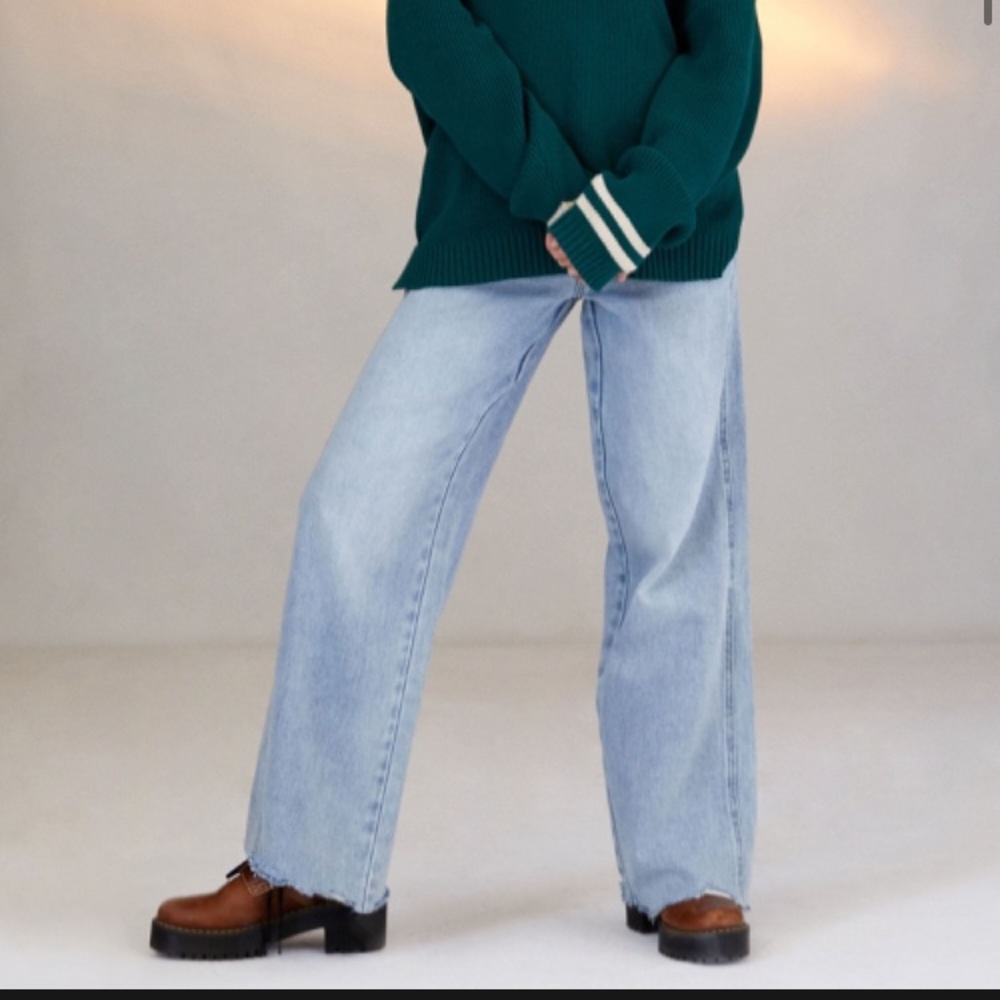 High rise baggy cuff jeans